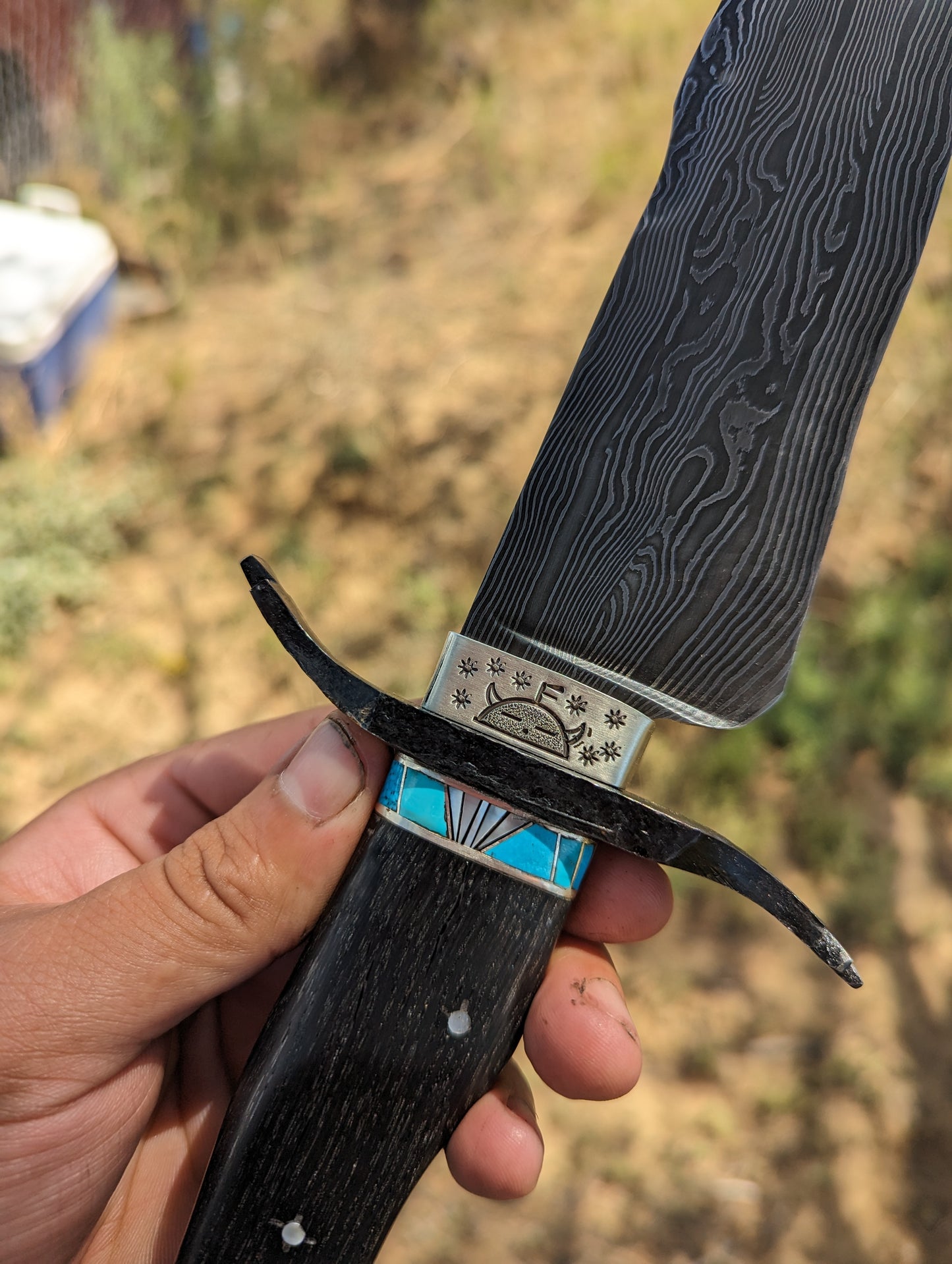 Ribbon winning Damascus Bowie